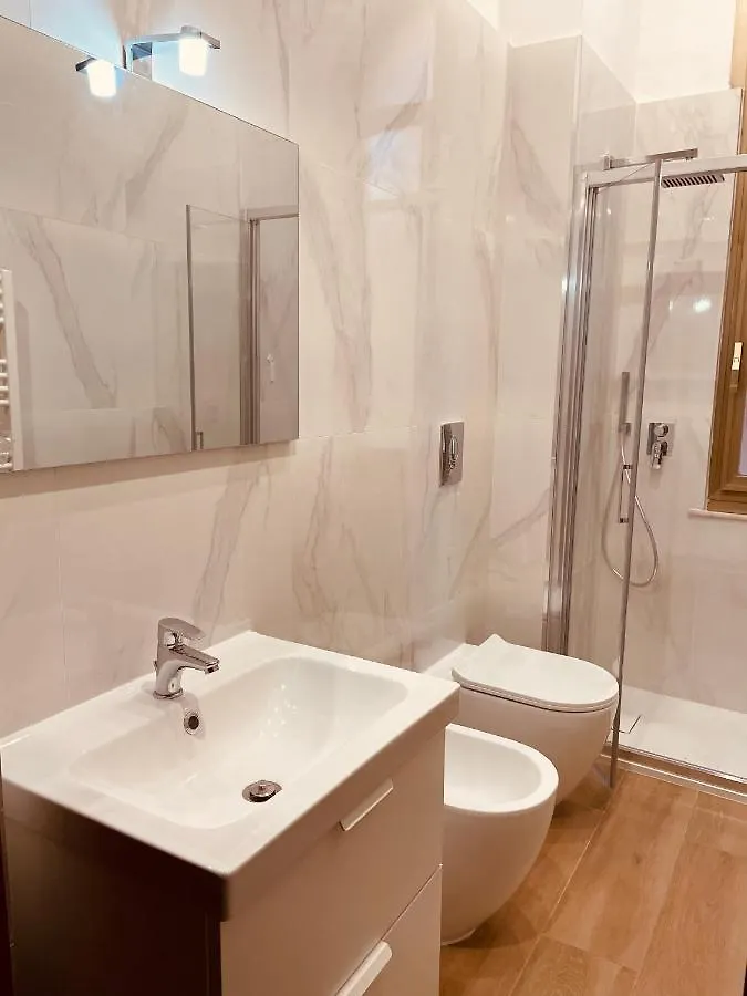 Apartment Appartamento Retro-Chic In La Spezia Italy