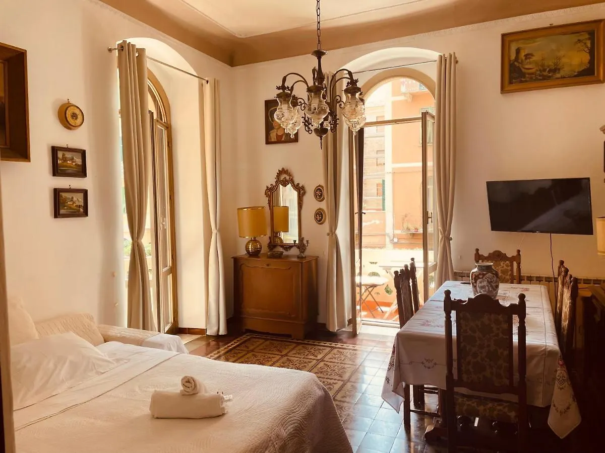 Appartamento Retro-Chic In La Spezia